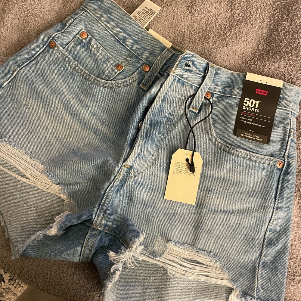Levi’s 501 high waisted shorts